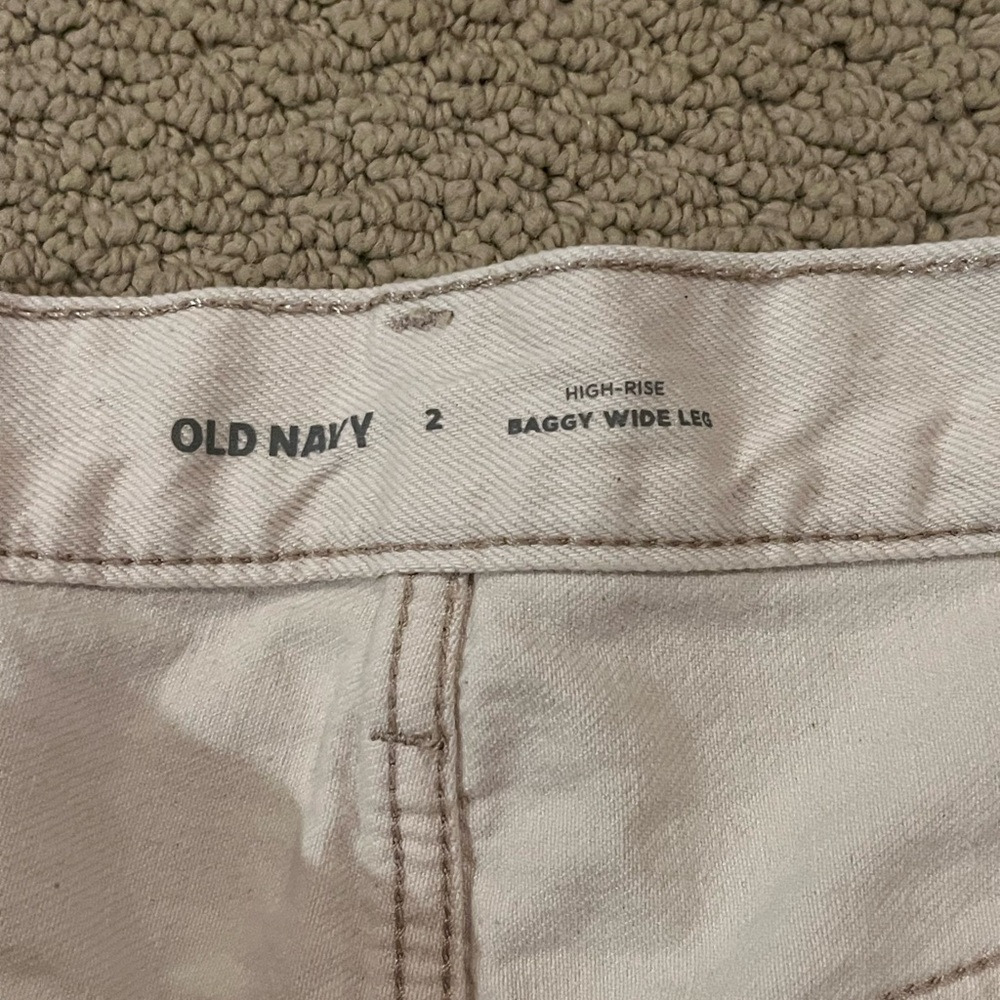 Women’s Old Navy High-Rise Baggy Wide-Leg Pants in Cream - Picture 5 of 7